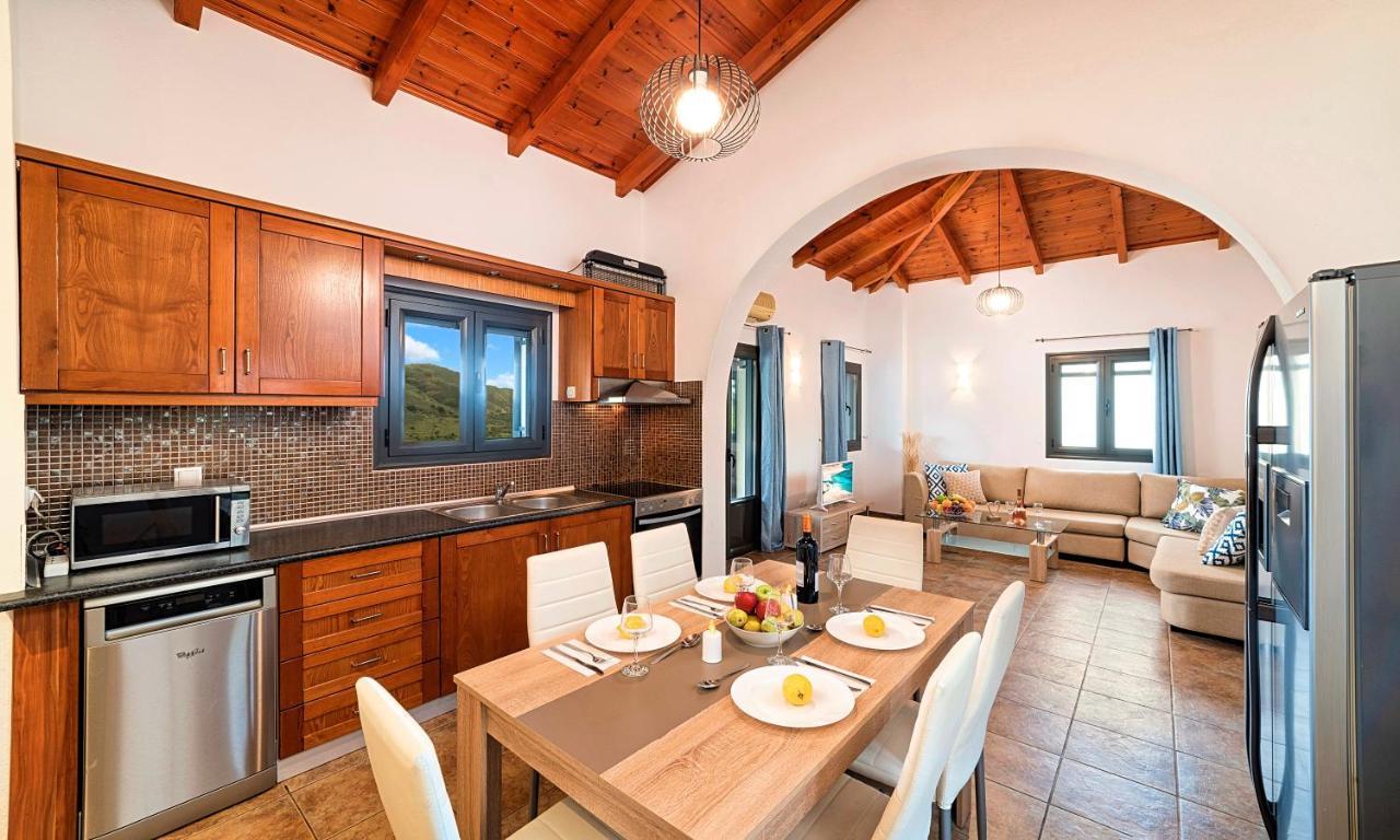 Du Lac Villas Kournás Exterior foto